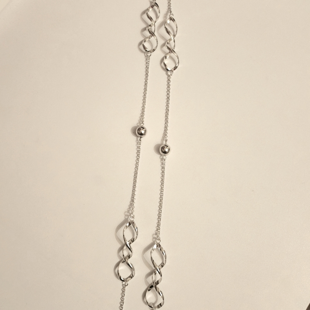 🛍️3 for $20🛍️ Bright silver long necklace
